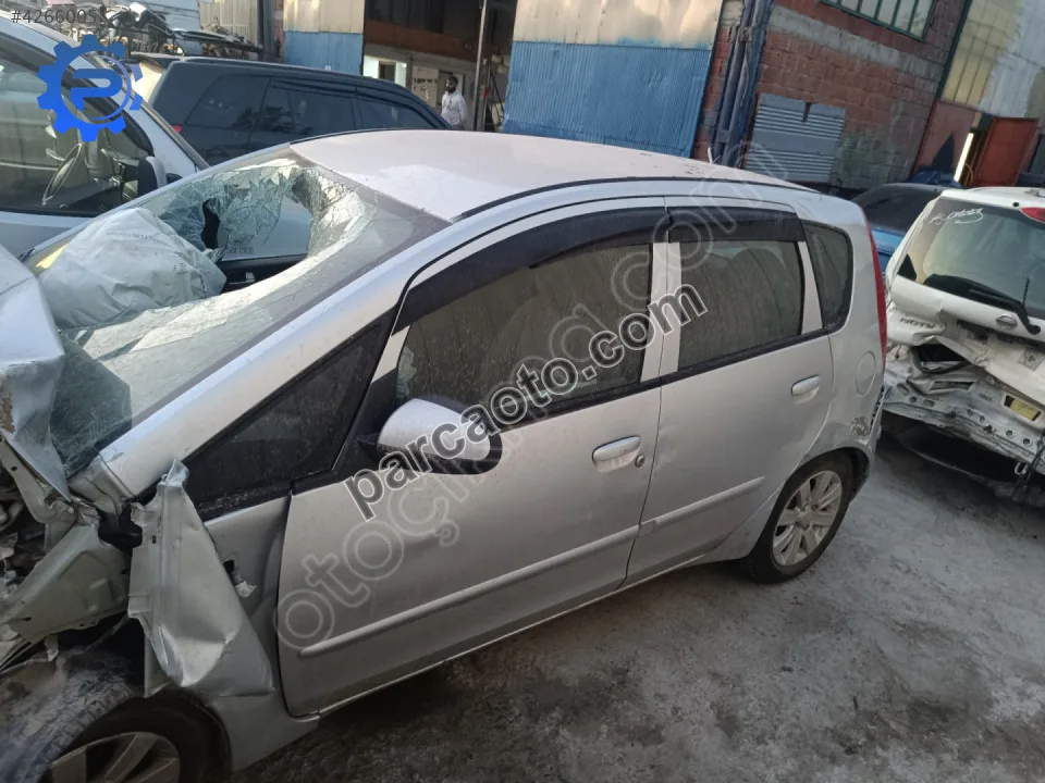 Mitsubishi Colt Kapı - Sakarya Adapazarı