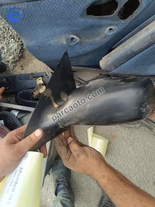 Ford Mondeo Ayna Sinyali - Sakarya Adapazarı