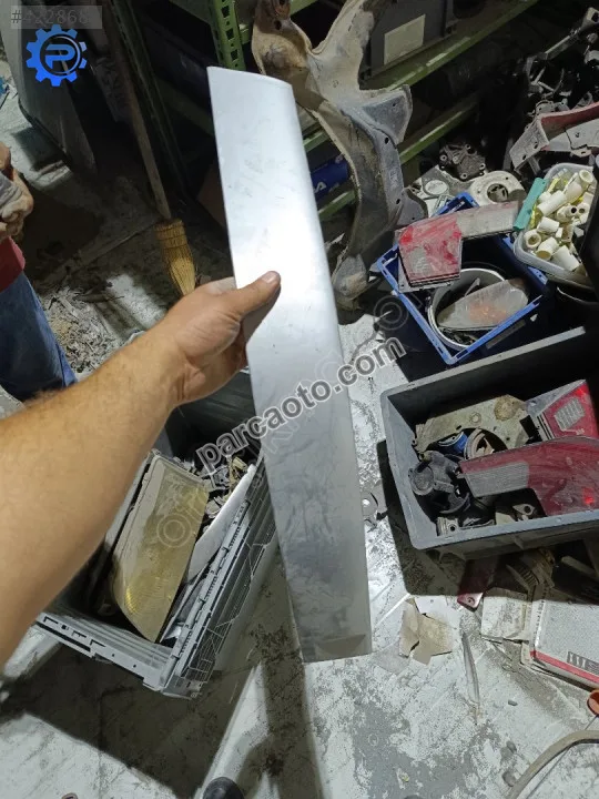 Nissan Primera Kapı - Sakarya Adapazarı