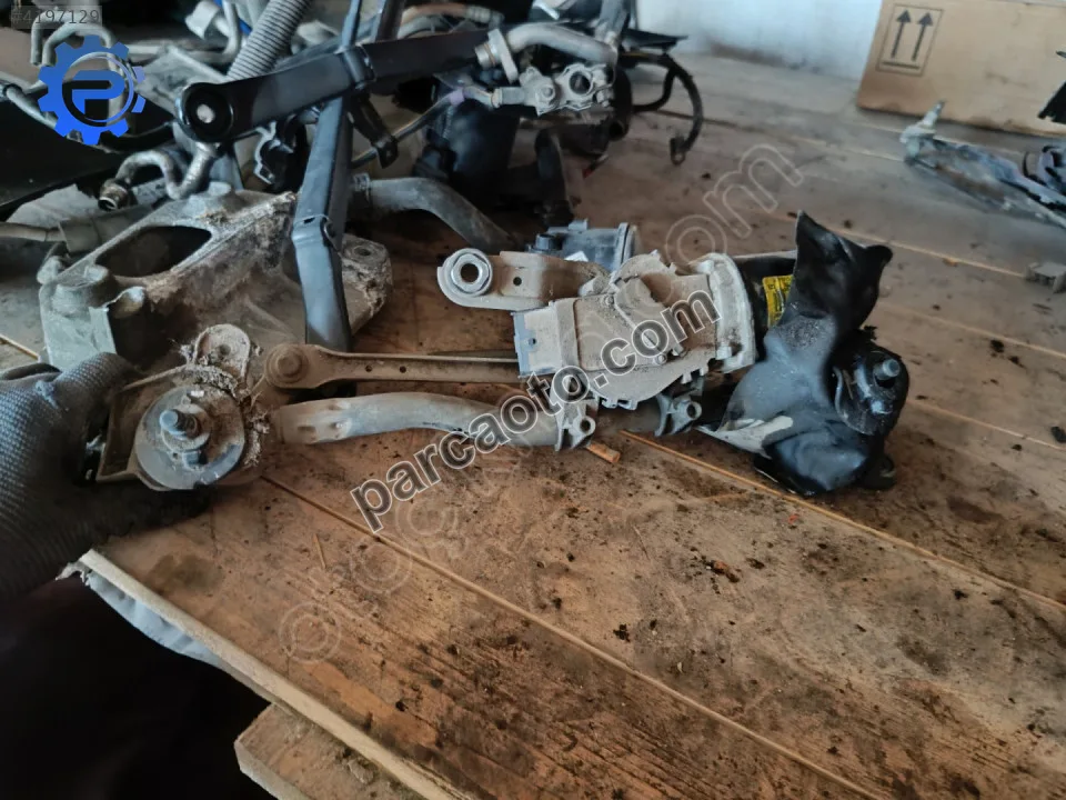 nissan note orjinal silecek motoru mekanizması