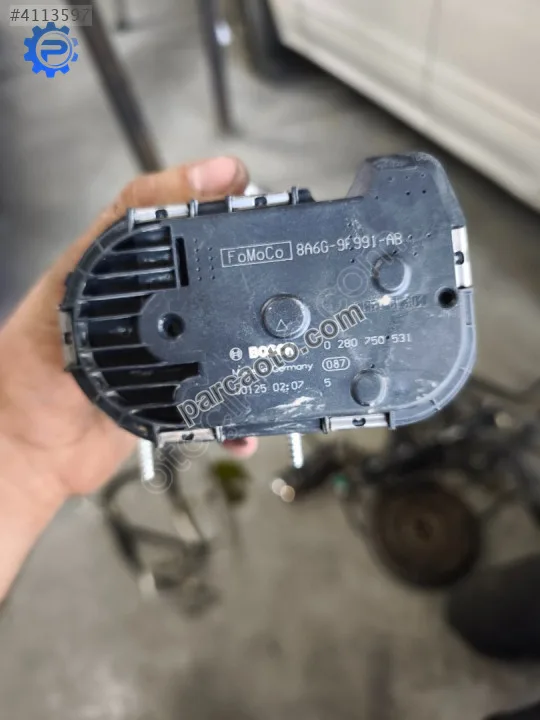 Fiesta gaz kelebeği benzinli gaz kelebeği 8a6g 9f991ab