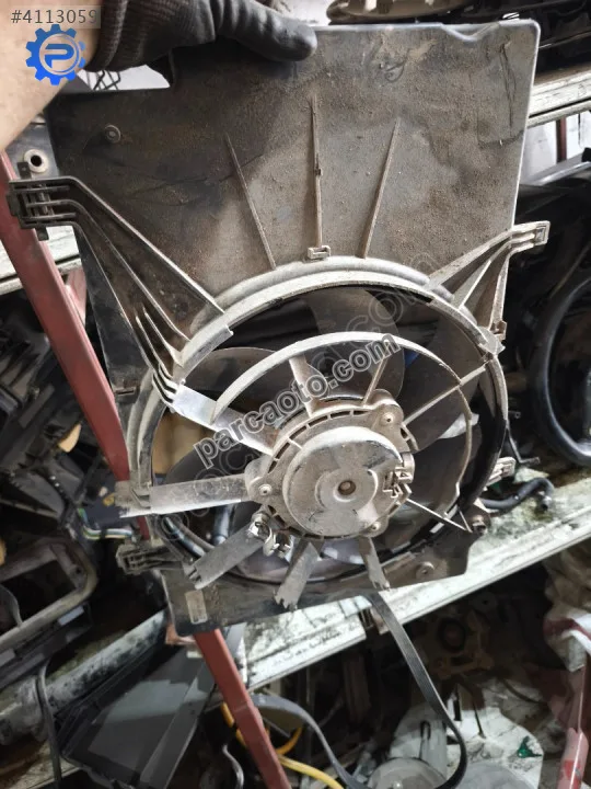 ford Fiesta benzinli orjinal fan motoru.Son olur fiyat 8v51-8c607