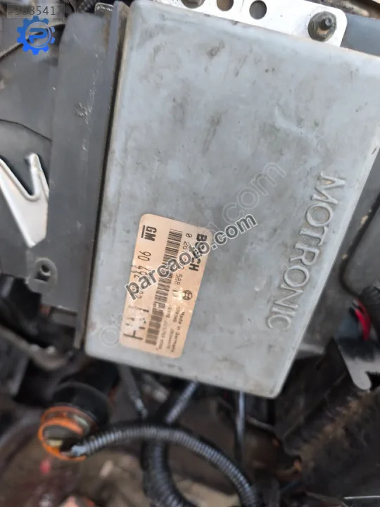 Opel omega motor beyni