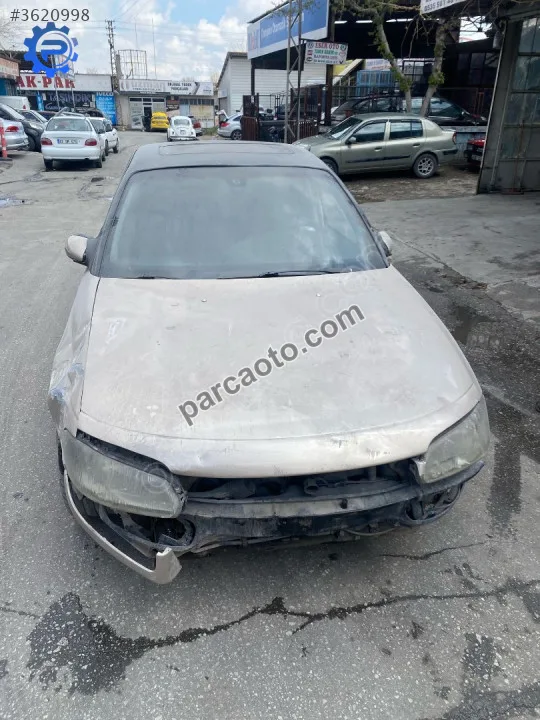 Opel OMEGA b kaput