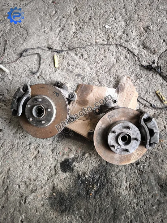 Nissan Primera p12 sağ sol taşıyıcı