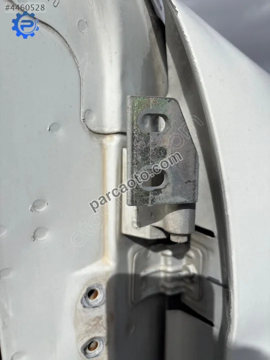 Peugeot Partner Kapı Menteşesi - Konya Selçuklu