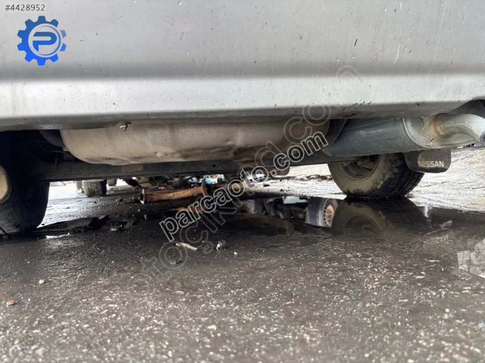 Nissan Primera Arka Dingil - Konya Selçuklu