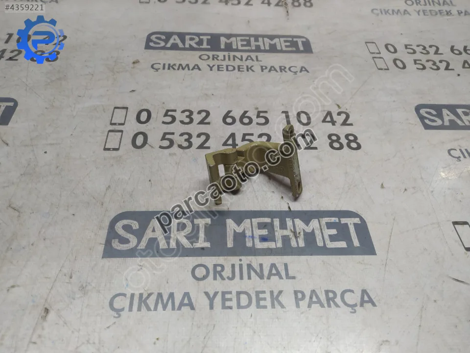 Skoda Octavia Bagaj Menteşesi - Konya Selçuklu