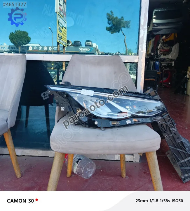 Golf 8 Sağ Far Golf 8 Sağ Far