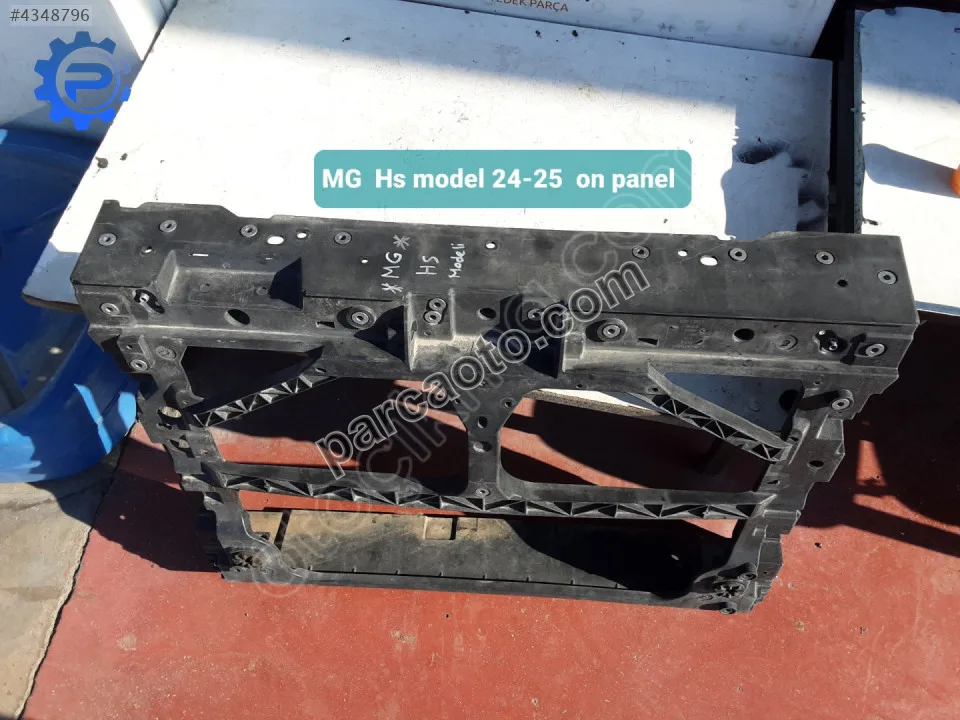 MG Hs model 24-25 on panel MG Hs model 24-25 on panel