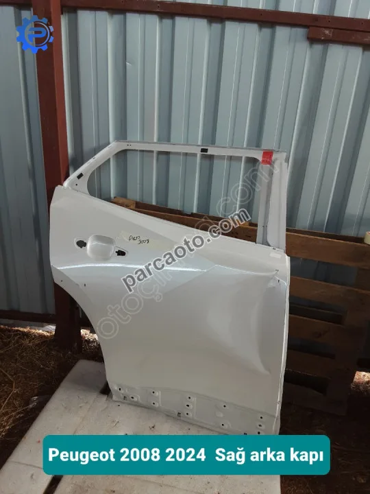 Peugeot 2008 2024 Sağ arka kapı