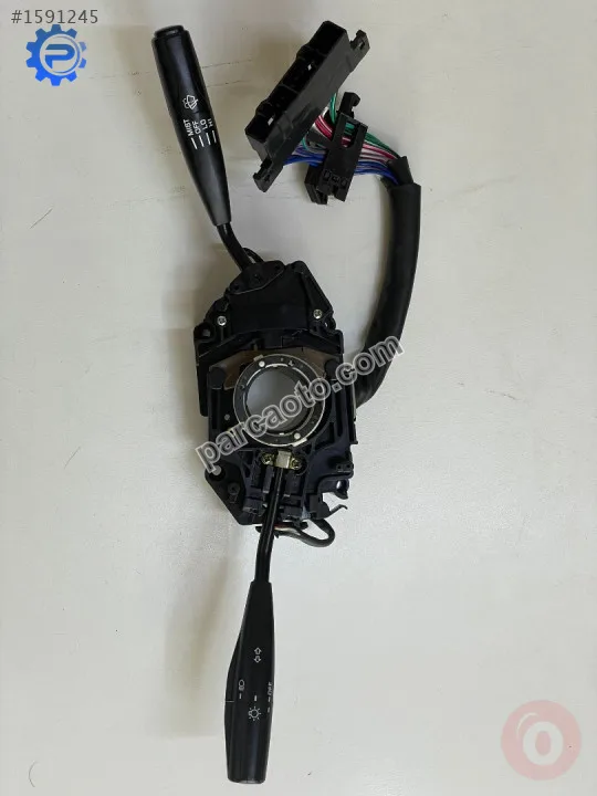 Toyota Corolla Sinyal Kolu - Bursa Osmangazi