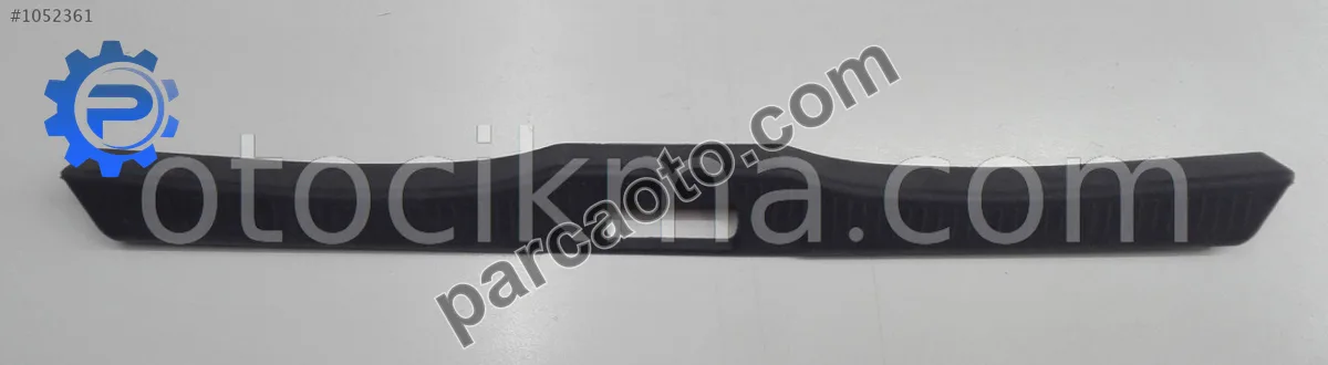 Toyota Corolla AE101 Bagaj Kilit Plastiği