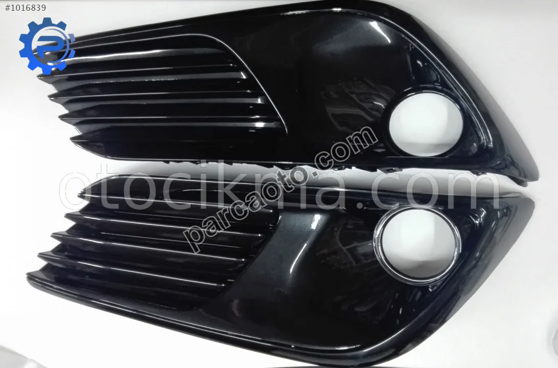 Toyota Auris Sis Farı Çerçevesi - Bursa Osmangazi