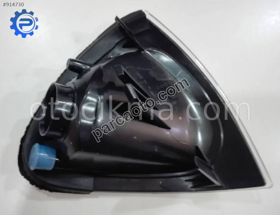 Toyota avensis sinyal sağ sol 1998-2000