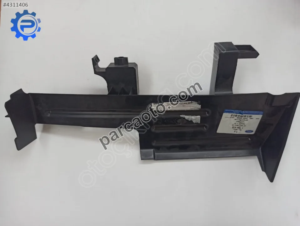 RADYATÖR HAVA DEFLEKTÖRÜ YAN ORJİNAL FORD FOCUS 2011- / 1754478 RADYATÖR HAVA DEFLEKTÖRÜ YAN ORJİNAL FORD FOCUS 2011- / 1754478