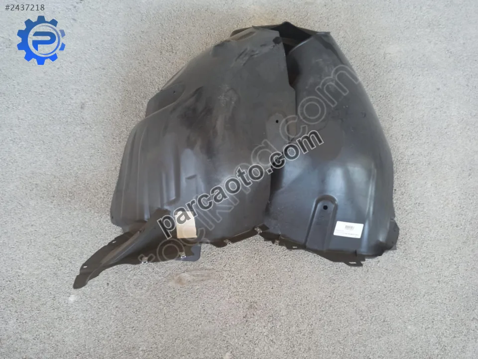 Audi A3 Hb 13-20 Çamurluk Davlumbazı Ön Sağ Orj. 8V0821172J