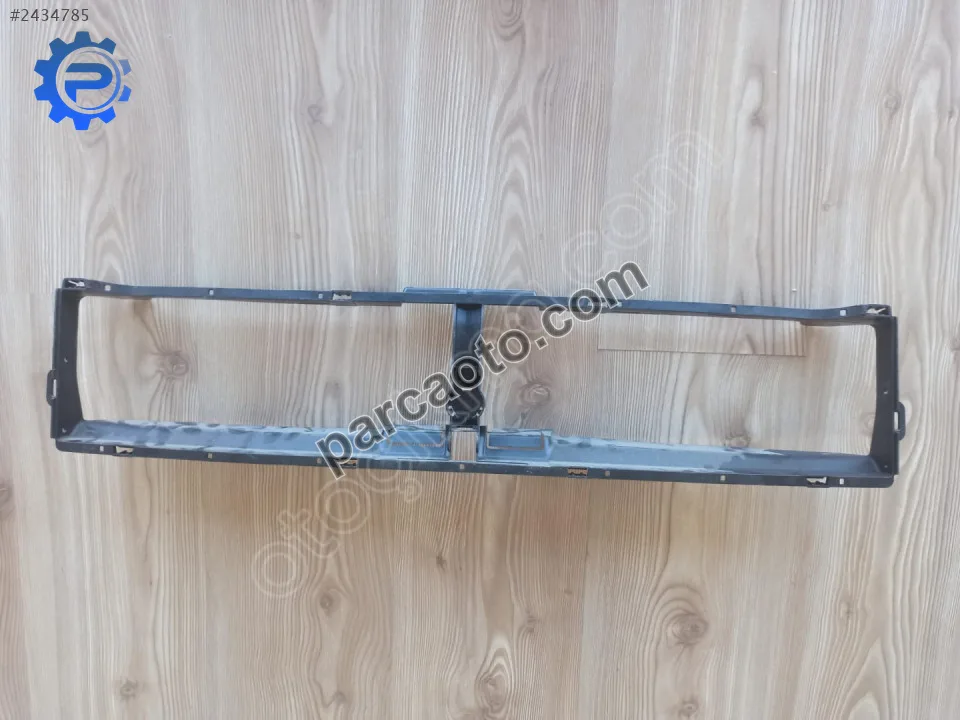 Bmw F10 / F20 Radyatör Hava Kanalı Ön Alt Orj. 51748049708
