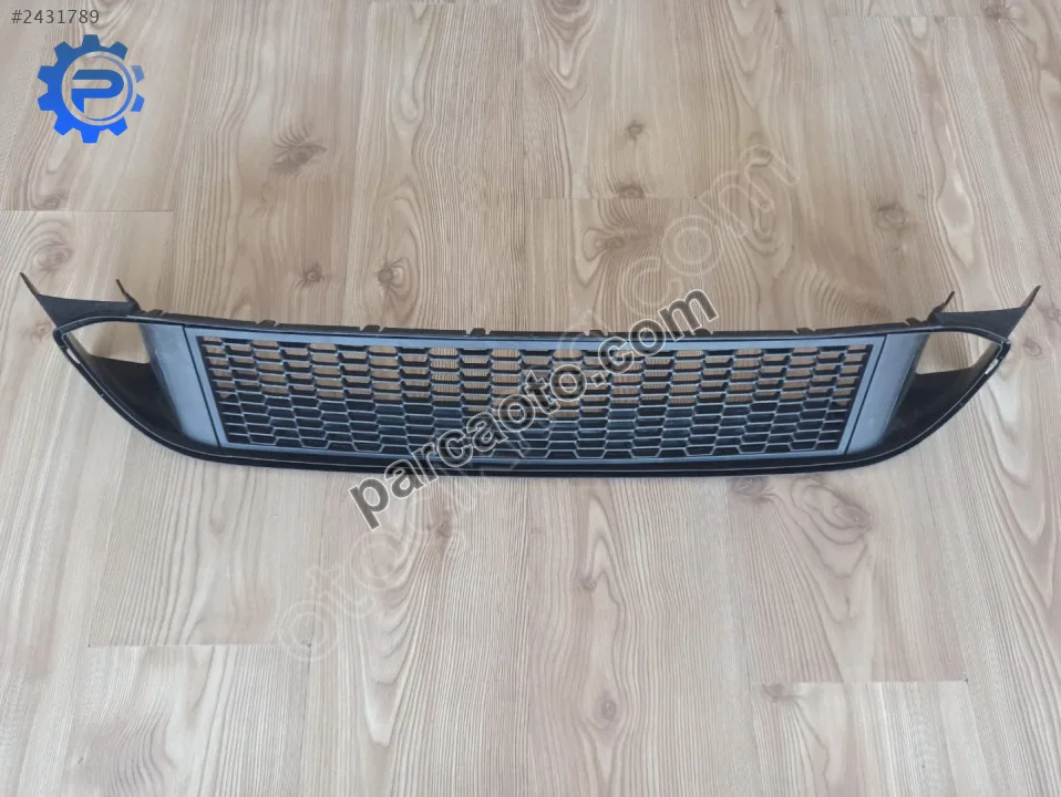 BMW 5 Serisi F10 Kasa 2010-2017 Orta Izgara ve Çerçevesi BMW 5 Serisi F10 Kasa 2010-2017 Orta Izgara ve Çerçevesi