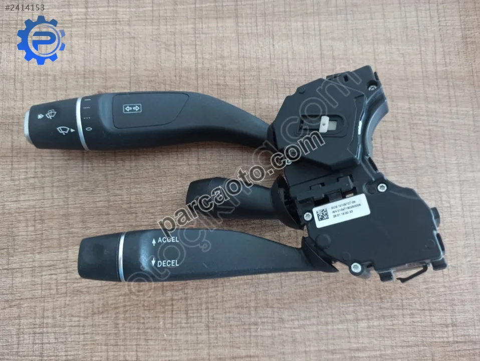 Mercedes E180 Direksiyon Silecek Kumanda Kolu Mercedes E180 Direksiyon Silecek Kumanda Kolu