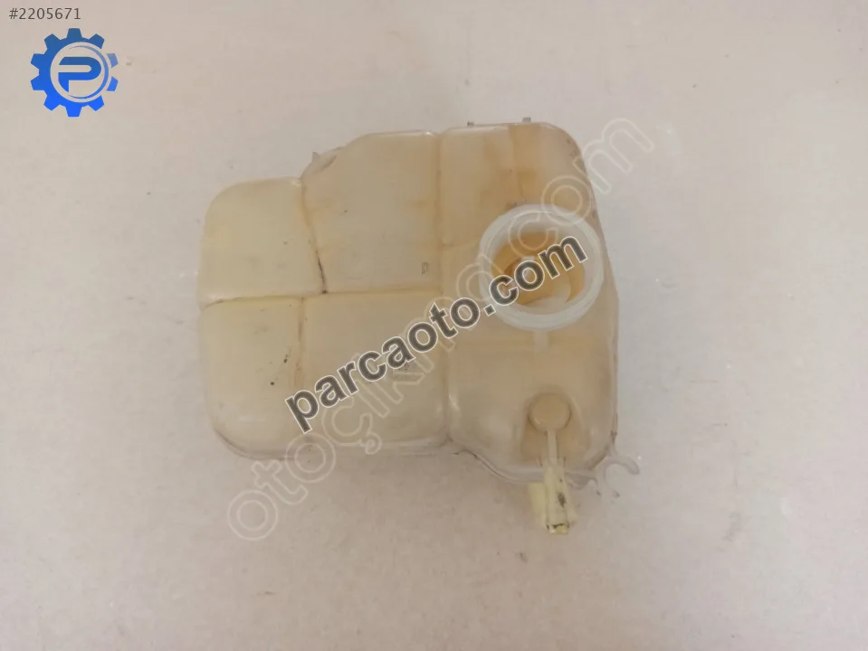 Opel Astra J 13>18 Radyatör Yedek Su Deposu Çıkma 13256823