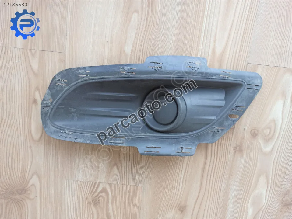 Ford Transit  Courier Sis Farı Çerçevesi - Samsun Merkez