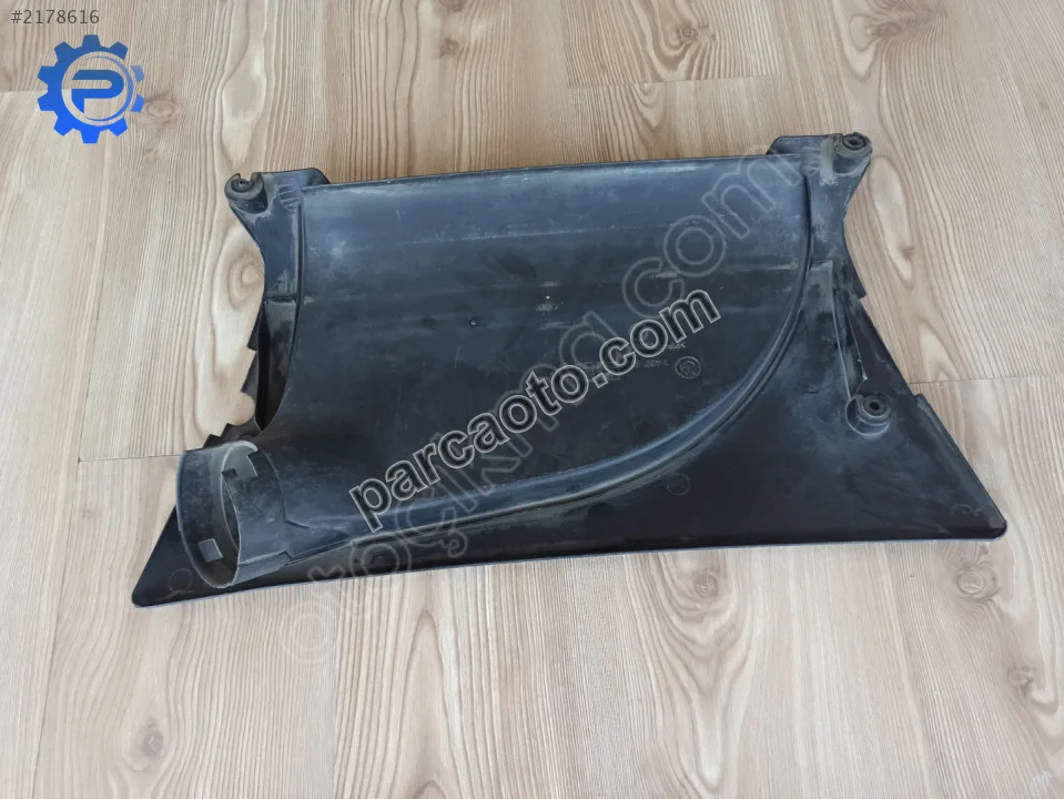Bmw E53 X5 Radyatör Hava Kanalı Kapağı Orj. Çıkma 1371143710 Bmw E53 X5 Radyatör Hava Kanalı Kapağı Orj. Çıkma 1371143710