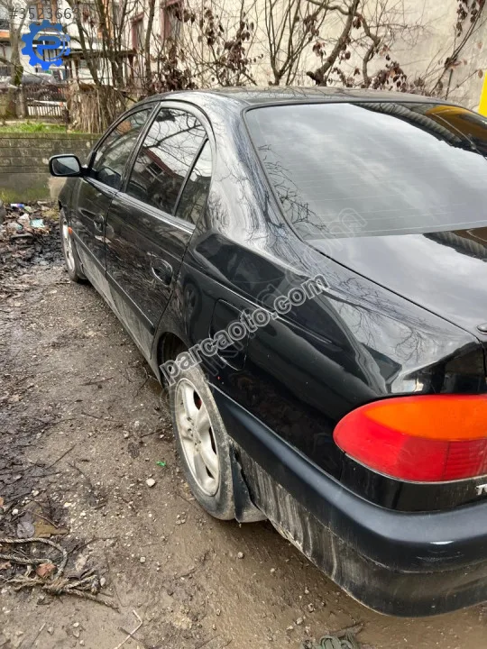 Toyota Avensis Çamurluk - Düzce Merkez