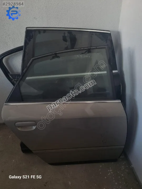 Audi A4 Kapı - Düzce Merkez