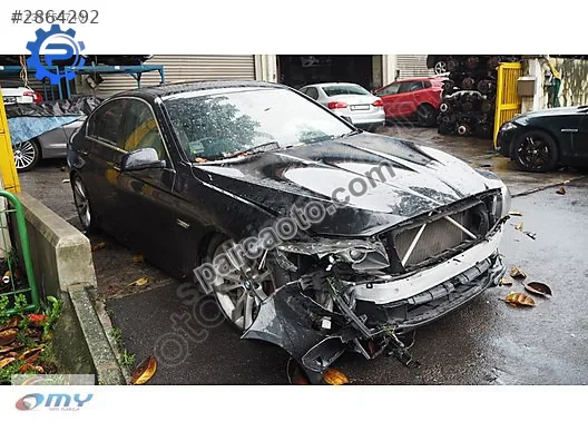 Bmw f10 5 serisi ön panel tampon demiri far sacı maske