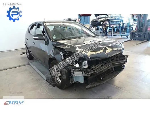 Hyundai i30 Tampon Izgarası - Düzce Merkez