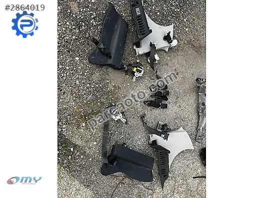 CLIO 3 SAĞ SOL ÖN ARKA EMNİYET KEMERİ VE EMNİYET KEMER TOKASI CLIO 3 SAĞ SOL ÖN ARKA EMNİYET KEMERİ VE EMNİYET KEMER TOKASI