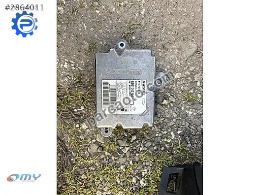 Renault clio 3 airbag beyni , 8201043700