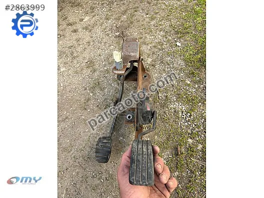 Renault clio 3 gaz pedalı ve fren pedalı