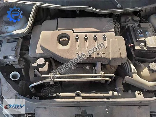 Peugeot 206 1.4 komple motor çalışır muayyer araçtan sökme