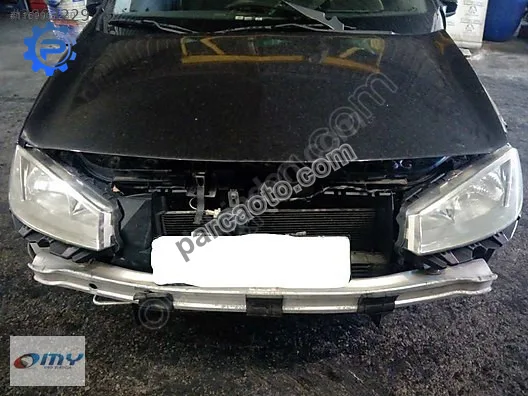 Megane 2 ön panel , ön arka tampon demiri far sacı maske