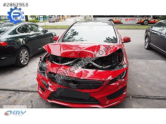 Mercedes cla motor kaputu ve sağ sol çamurluklar omy oto dan