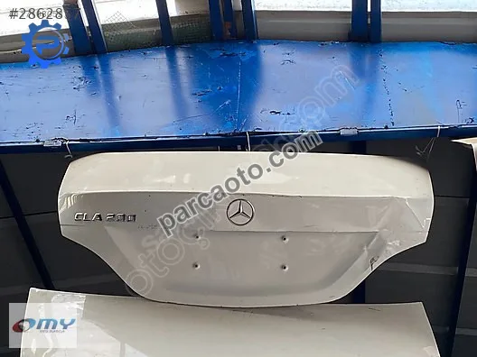Mercedes w117 cla serisi bagaj kapağı omy oto'dan