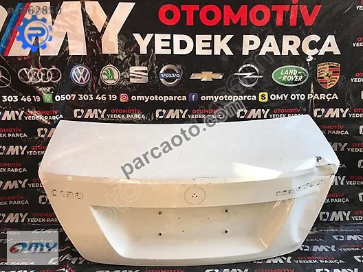 Mercedes w204 c serisi bagaj kapağı omy oto'dan