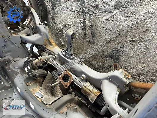 2012 - 2018 kia ceed motor traversi beşik , direksiyon kutusu