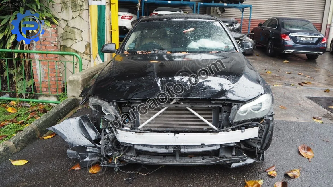 BMW 5 Serisi F10 Ön Panel - Tampon Demiri, Far Sacı, Maske