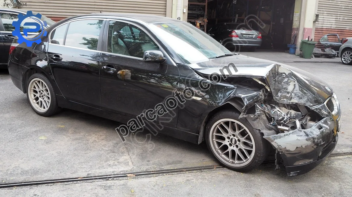 Bmw 5 Serisi E60  Kesme Tavan ve Marşpiyel Çıkma Parçaları