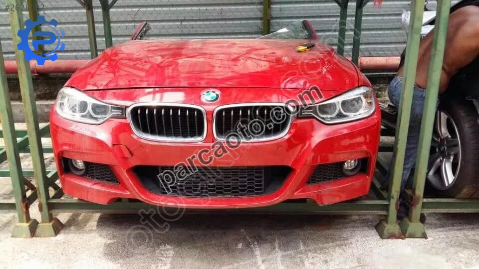 BMW 3 Serisi E90  Çıkma Yedek Parça: SU, KLİMA, TURBO RADYATÖR VE