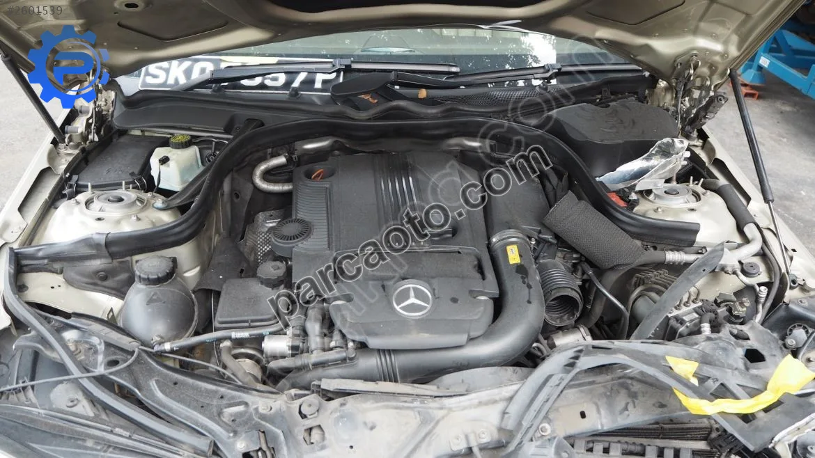 Mercedes E-Class Emme Manifoldu: Silindir, Karter, Krank, Pi