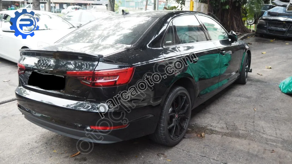 Audi A4 için Motor Kaputu ve Çamurluklar - Oto Çıkma Par