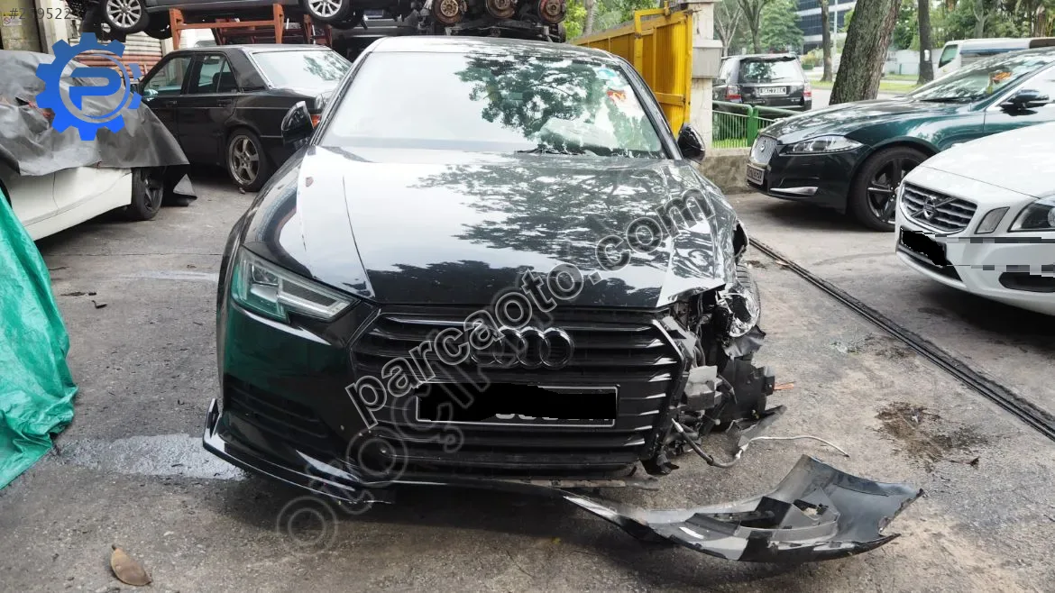 Audi A4 Ön Tampon: Sis Lambaları, Kapaklar ve Orta Izgara