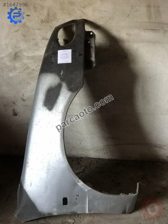 Toyota Avensis Çamurluk - Düzce Merkez