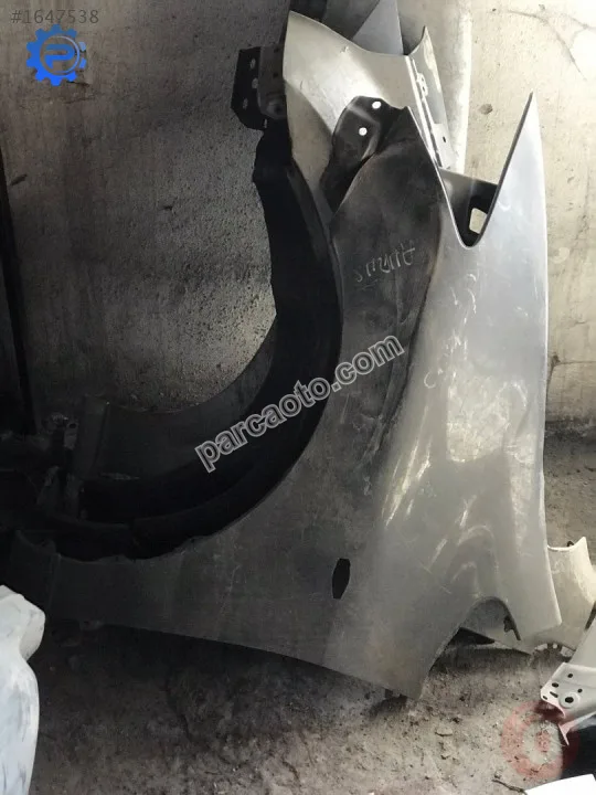 Toyota Auris Çamurluk - Düzce Merkez