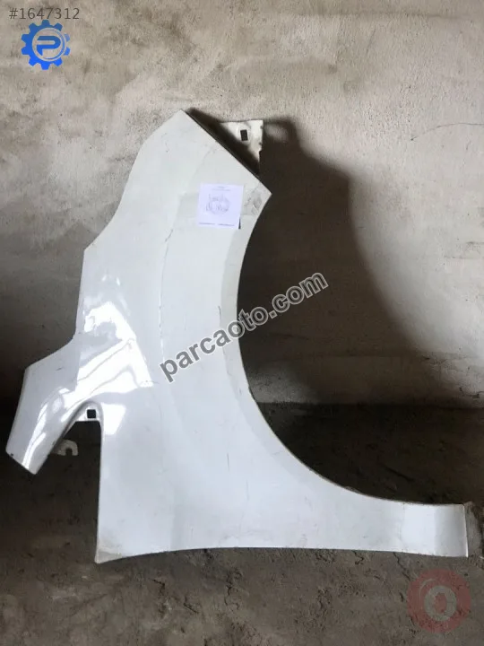 Ford b max sağ çamurluk