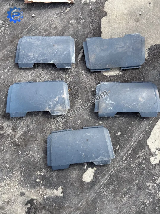 ÇIKMA BMW 5 SERİSİ E60 M ARKA TAMPON ÇEKİ DEMİRİ KAPAĞI ÇIKMA BMW 5 SERİSİ E60 M ARKA TAMPON ÇEKİ DEMİRİ KAPAĞI